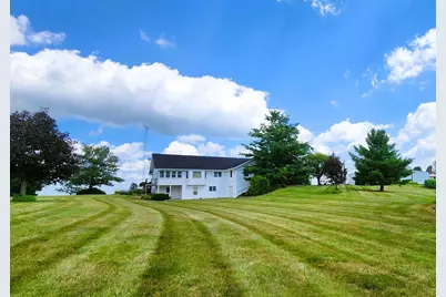 11056 Center Road, Durand, IL 61024 - Photo 5