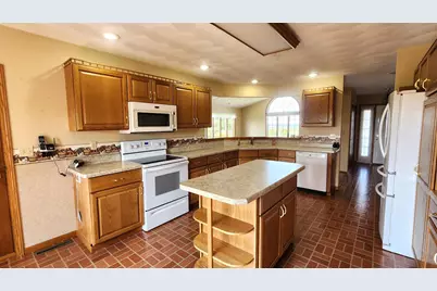 11056 Center Road, Durand, IL 61024 - Photo 23