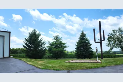 11056 Center Road, Durand, IL 61024 - Photo 17