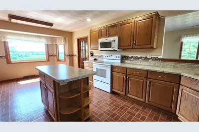 11056 Center Road, Durand, IL 61024 - Photo 25
