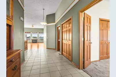 3729 Lakeview Drive, Winnebago, IL 61088 - Photo 9