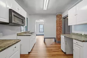 704 12th Ave, Sterling, IL 61081 - Photo 5