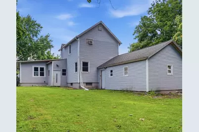 704 12th Avenue, Sterling, IL 61081 - Photo 3