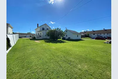 217 W Railroad Street, Lena, IL 61048 - Photo 17