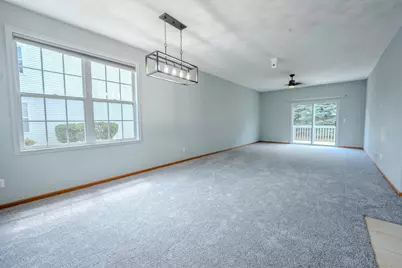 10164 Monarch Road Unit 2, Roscoe, IL 61073 - Photo 5