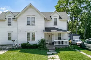1011 Whitney Blvd, Belvidere, IL 61008 - Photo 1