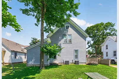 807 Garfield Avenue, Belvidere, IL 61008 - Photo 5