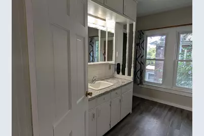 1453 S Float Avenue, Freeport, IL 61032 - Photo 15