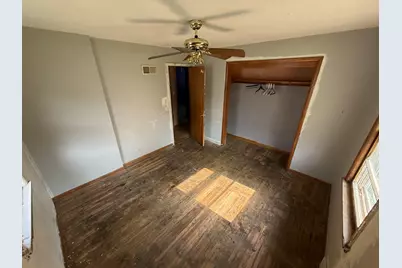 1309 S Float Avenue, Freeport, IL 61032 - Photo 17