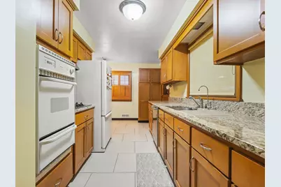 3816 Beach St, Rockford, IL 61108 - Photo 9