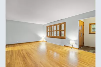 3816 Beach St, Rockford, IL 61108 - Photo 7