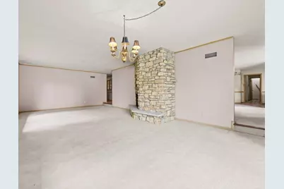 8625 N Byron Hills Drive, Byron, IL 61010 - Photo 9