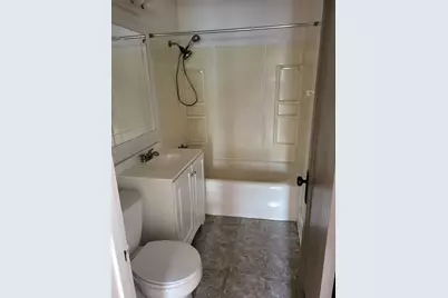 1402 N Church Street, Rockford, IL 61103 - Photo 9