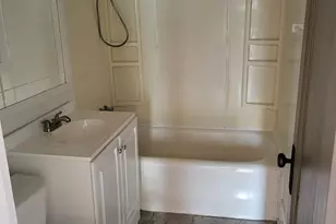 1402 N Church St, Rockford, IL 61103 - Photo 9