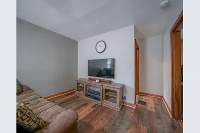 204 E Elkhorn Street, Polo, IL 61064 - Photo 3