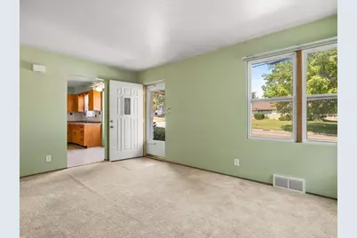 133 N Park Boulevard, Freeport, IL 61032 - Photo 11