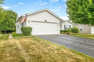 15635 Taylor St, South Beloit, IL 61080 - Photo 3