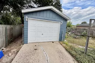 532 River Ln, Loves Park, IL 61111 - Photo 3