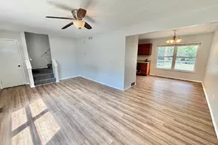 525 N Rockton Ave, Rockford, IL 61103 - Photo 3