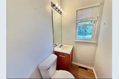 525 N Rockton Avenue, Rockford, IL 61103 - Photo 7