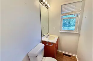 525 N Rockton Ave, Rockford, IL 61103 - Photo 7
