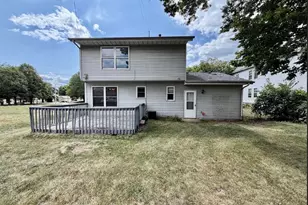 525 N Rockton Ave, Rockford, IL 61103 - Photo 15