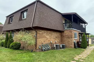 1020 9th St, Harvard, IL 60033 - Photo 3