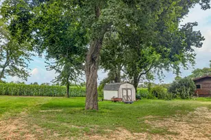 7772 E Kelly Rd, Ridott, IL 61067 - Photo 13