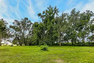 7772 E Kelly Rd, Ridott, IL 61067 - Photo 15