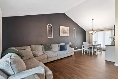 6853 Prairienook, Roscoe, IL 61073 - Photo 5