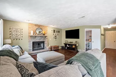 6853 Prairienook, Roscoe, IL 61073 - Photo 3