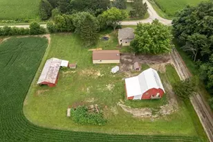 7018 Best Rd, Pecatonica, IL 61063 - Photo 61