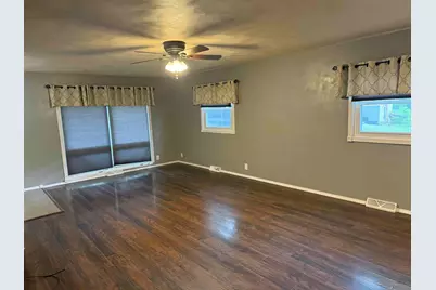 602 N Center Street, Lena, IL 61048 - Photo 7