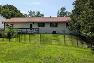 204 Hickory Dr, Lena, IL 61048 - Photo 19