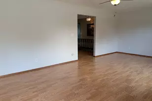 204 Hickory Dr, Lena, IL 61048 - Photo 11