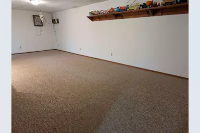 204 Hickory Drive, Lena, IL 61048 - Photo 17