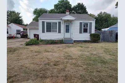 720 Kingsley Drive, Machesney Park, IL 61115 - Photo 1