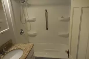 535 S Rockford Ave, Rockford, IL 61109 - Photo 3