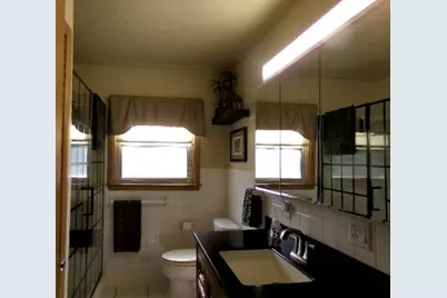 1104 Benson Blvd., Freeport, IL 61032 - Photo 11
