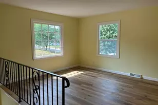 1008 Shenandoah Ave, Rockford, IL 61108 - Photo 3