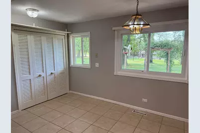 2282 Shepard Drive, Freeport, IL 61032 - Photo 9