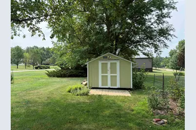 2282 Shepard Drive, Freeport, IL 61032 - Photo 35