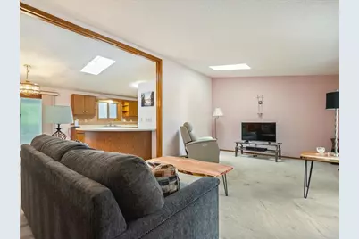 336 Forestcliff Circle, Lake Summerset, IL 61019 - Photo 15