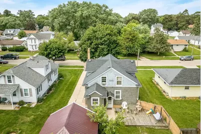 1247 W Logan Street, Freeport, IL 61032 - Photo 31