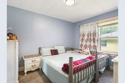 1247 W Logan Street, Freeport, IL 61032 - Photo 17