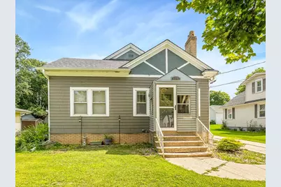 1247 W Logan Street, Freeport, IL 61032 - Photo 3