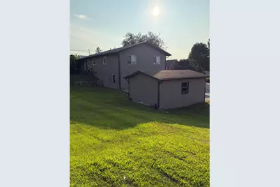 411 E Sycamore Street, Elizabeth, IL 61028 - Photo 23
