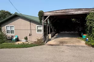 411 E Sycamore St, Elizabeth, IL 61028 - Photo 25