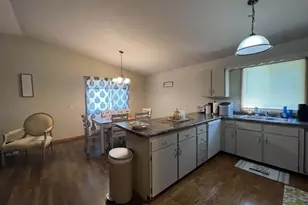 411 E Sycamore St, Elizabeth, IL 61028 - Photo 15