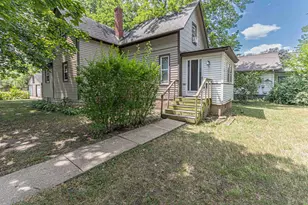 1927 15th Ave, Rockford, IL 61104 - Photo 1